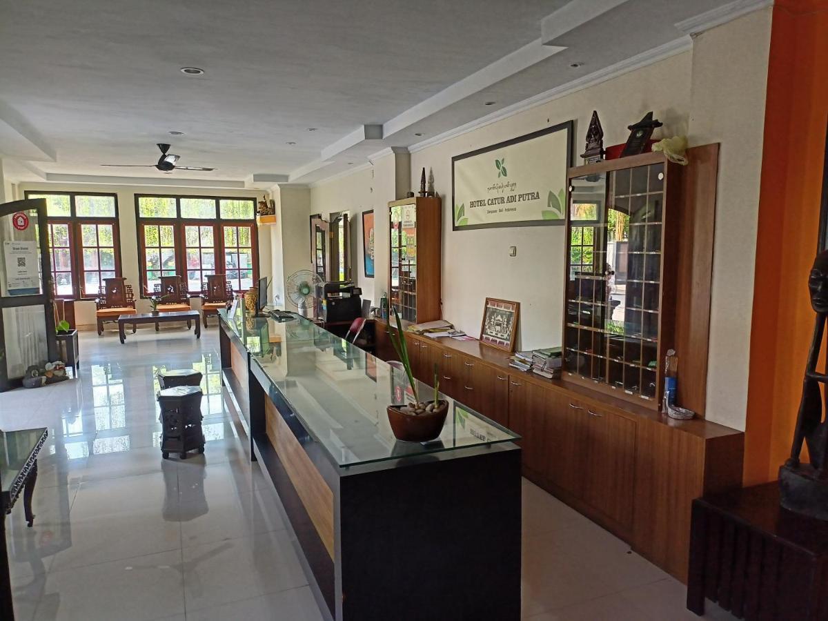 Catur Adi Putra Hotel Denpasar  Exterior photo